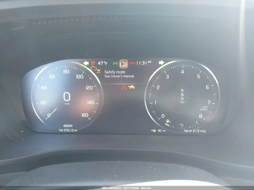 2022 VOLVO XC40 T5 R-DESIGN