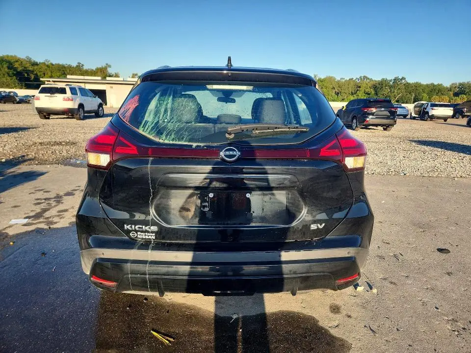 2023 NISSAN KICKS SV  