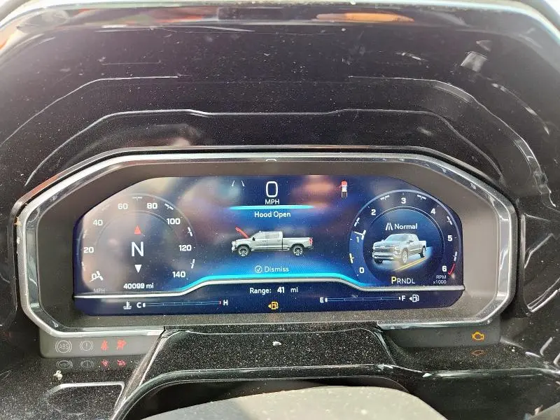 2023 CHEVROLET SILVERADO C1500 LT  