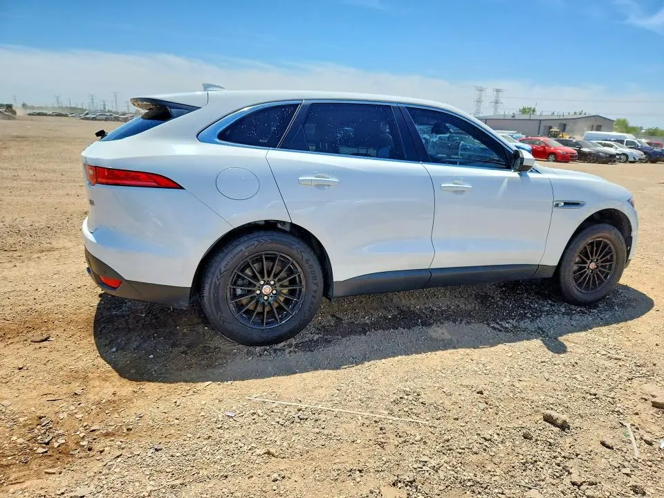 2019 JAGUAR F-PACE   
