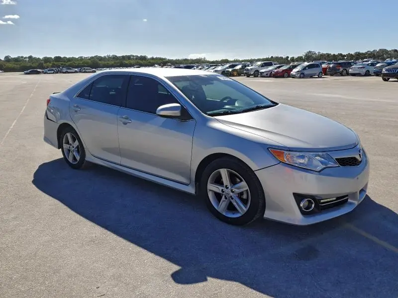 2014 TOYOTA CAMRY L  