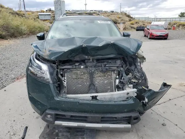 2022 NISSAN PATHFINDER SL  