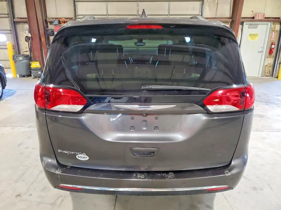 2017 CHRYSLER PACIFICA TOURING L PLUS  