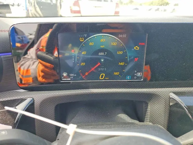 2021 MERCEDES-BENZ CLA 250  