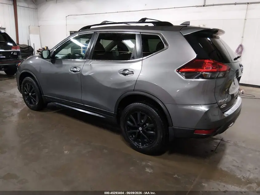 2017 NISSAN ROGUE SV
