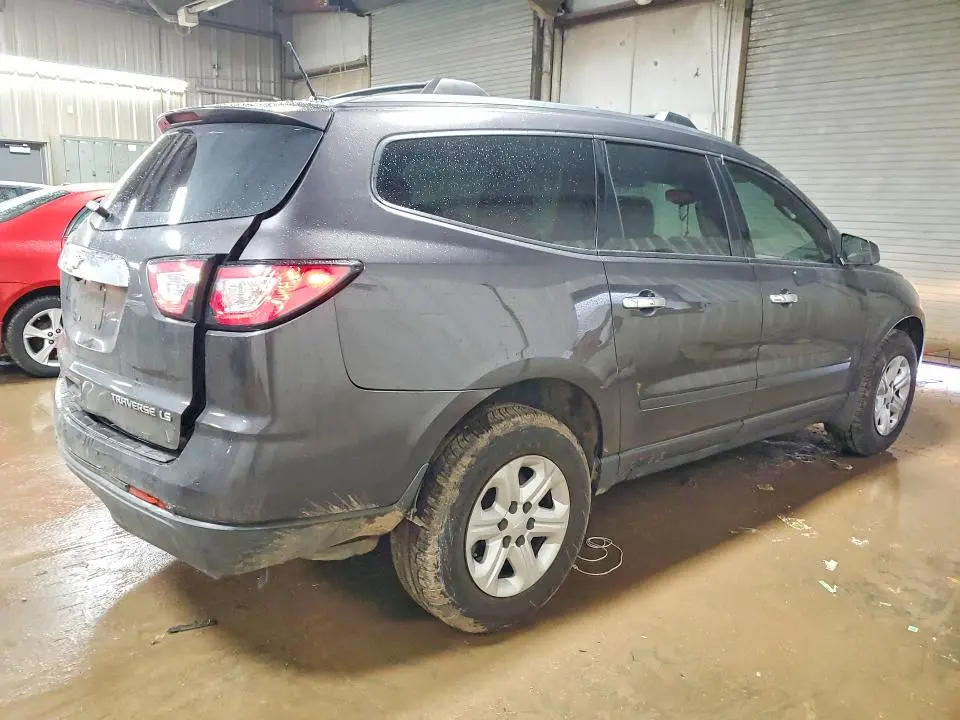 2014 CHEVROLET TRAVERSE LS  
