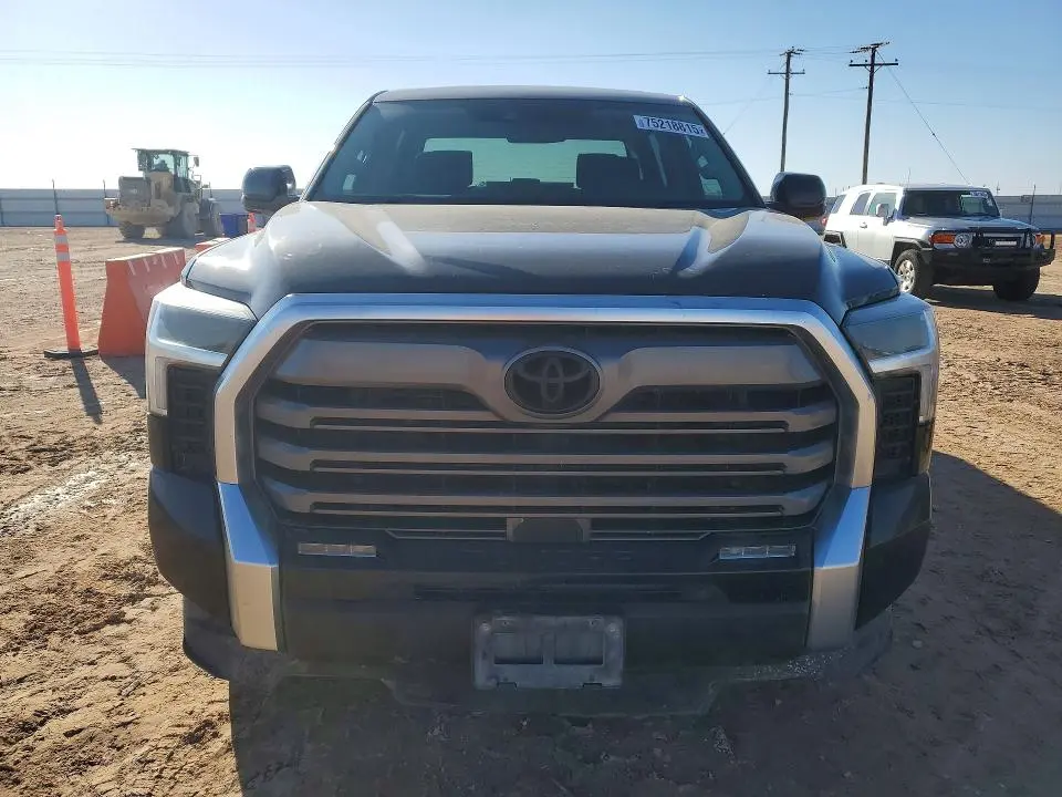 2022 TOYOTA TUNDRA CREWMAX LIMITED  