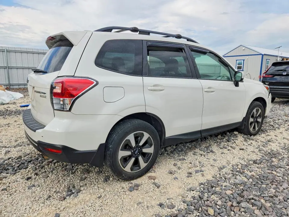 2017 SUBARU FORESTER 2.5I PREMIUM  