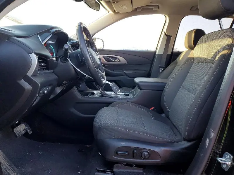 2020 CHEVROLET TRAVERSE LT  