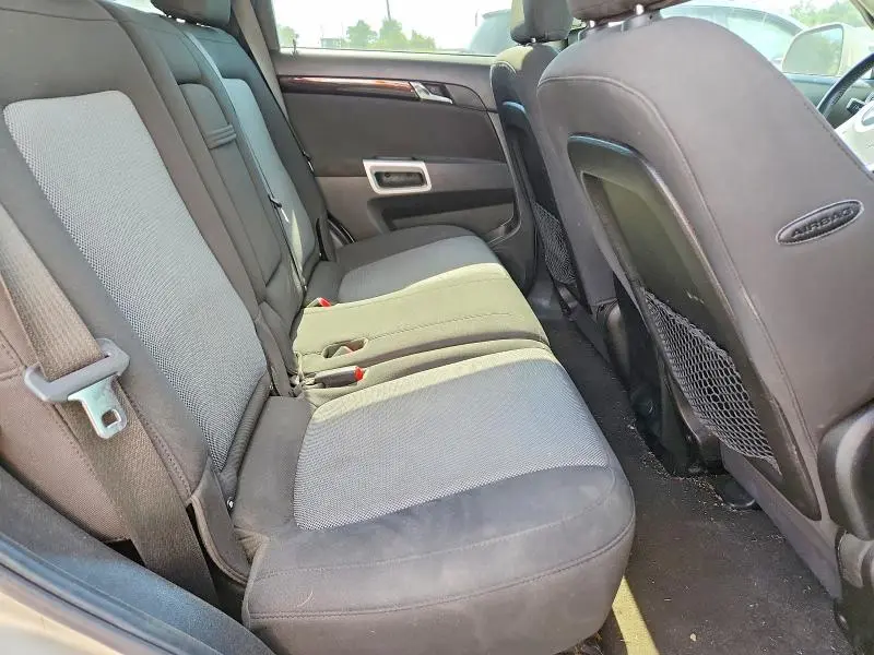2014 CHEVROLET CAPTIVA LT  