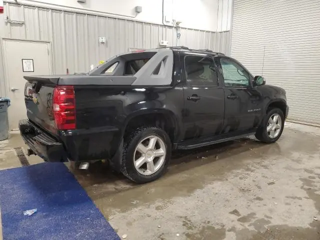 2011 CHEVROLET AVALANCHE LT  