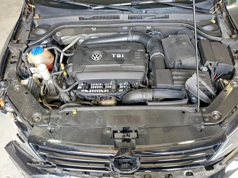 2016 VOLKSWAGEN JETTA SPORT  