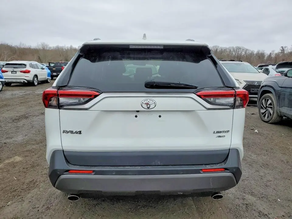2021 TOYOTA RAV4 LIMITED  