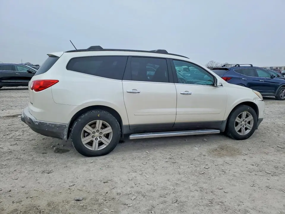 2012 CHEVROLET TRAVERSE LT  