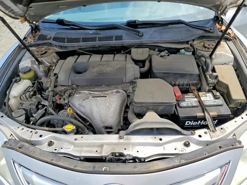 2011 TOYOTA CAMRY LE  