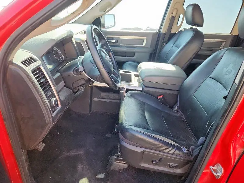 2015 RAM 1500 SLT  