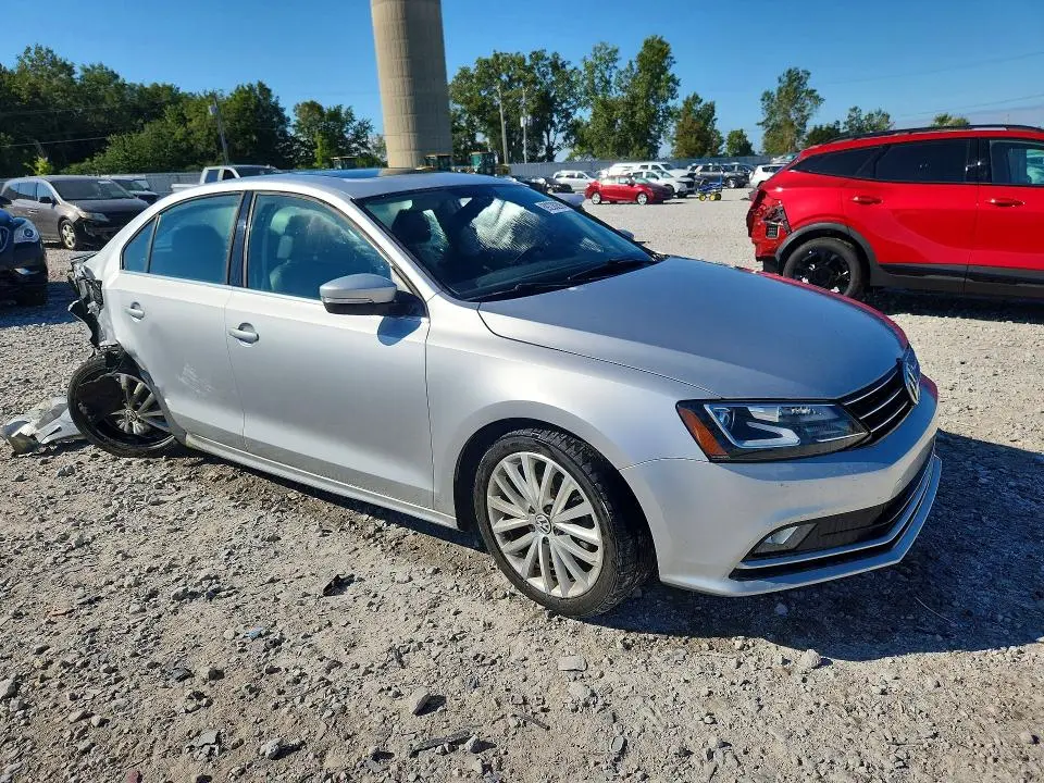 2016 VOLKSWAGEN JETTA SEL  