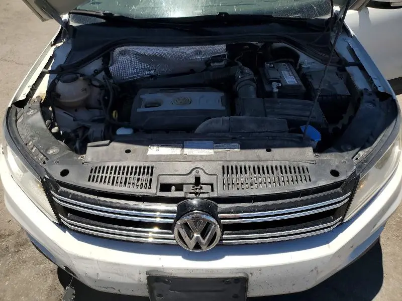 2017 VOLKSWAGEN TIGUAN S  