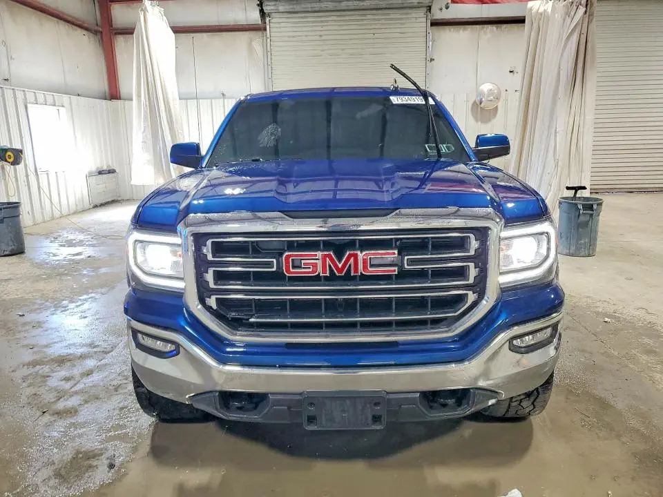 2017 GMC SIERRA K1500 SLE  
