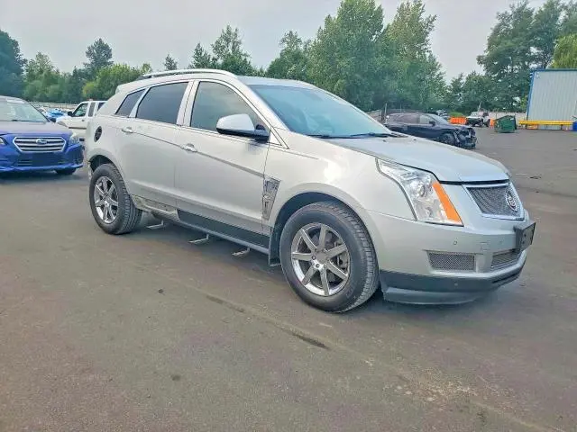 2011 CADILLAC SRX LUXURY COLLECTION  