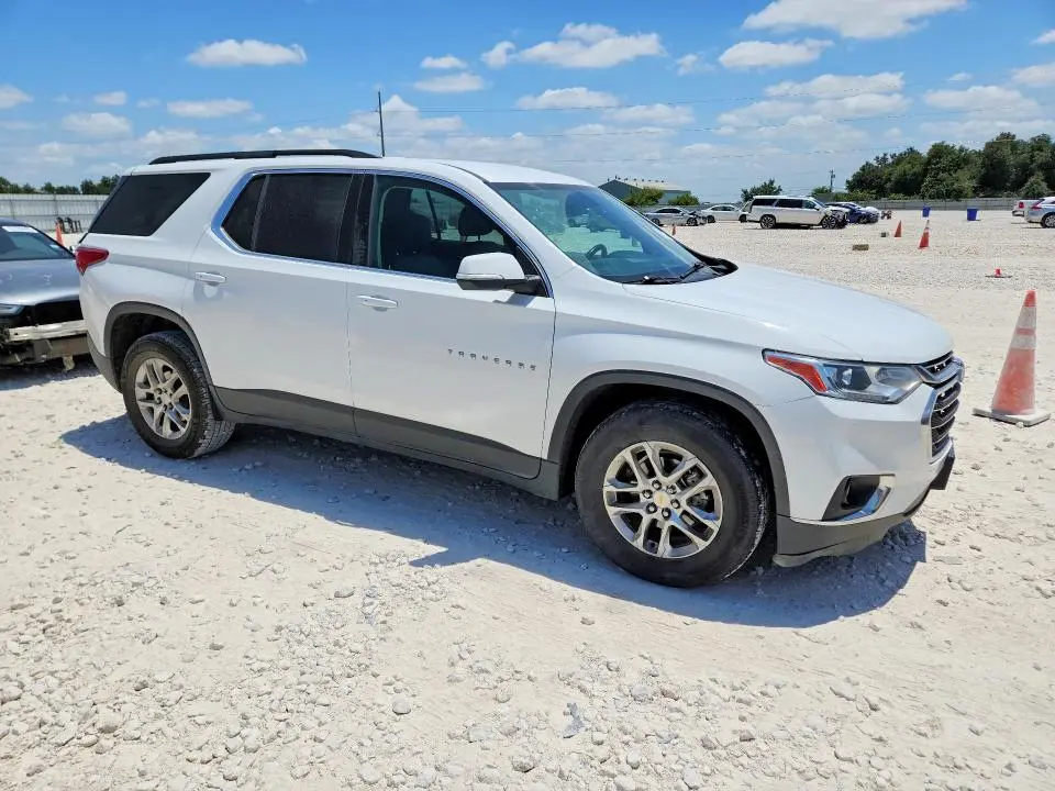 2021 CHEVROLET TRAVERSE LT  