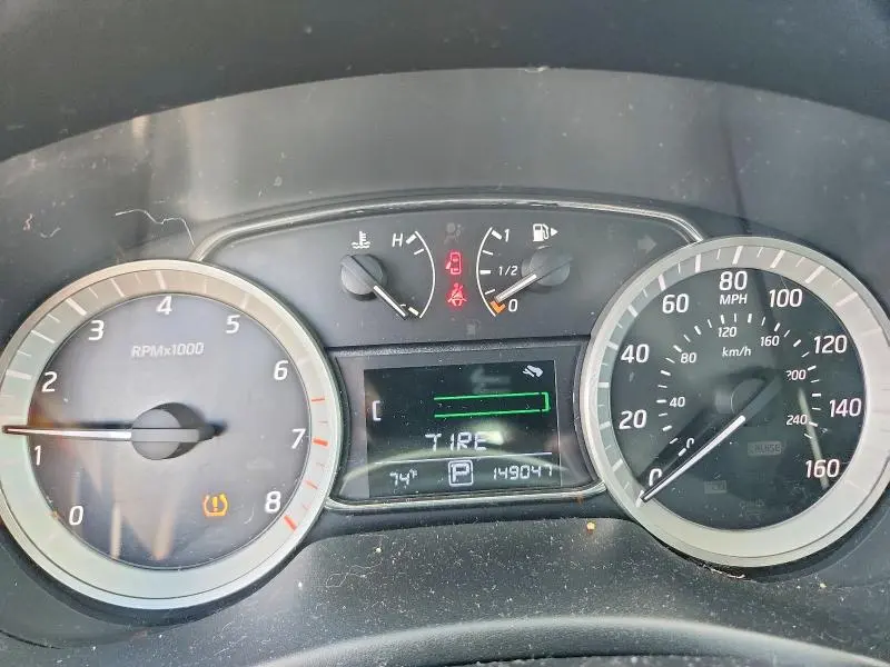 2014 NISSAN SENTRA SR  