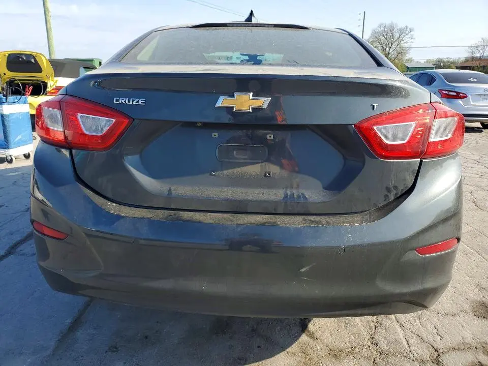 2018 CHEVROLET CRUZE LT  