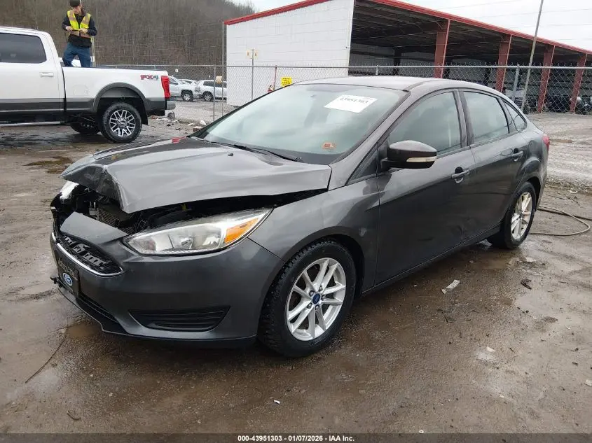2015 FORD FOCUS SE