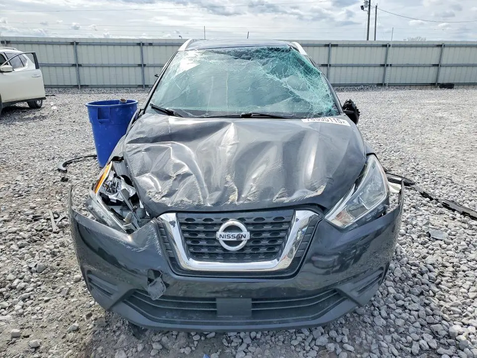 2020 NISSAN KICKS SV  