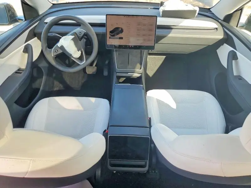 2026 TESLA MODEL Y   
