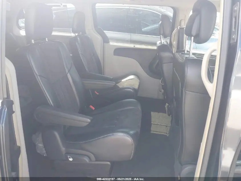 2014 CHRYSLER TOWN & COUNTRY TOURING-L 30TH ANNIVERSARY