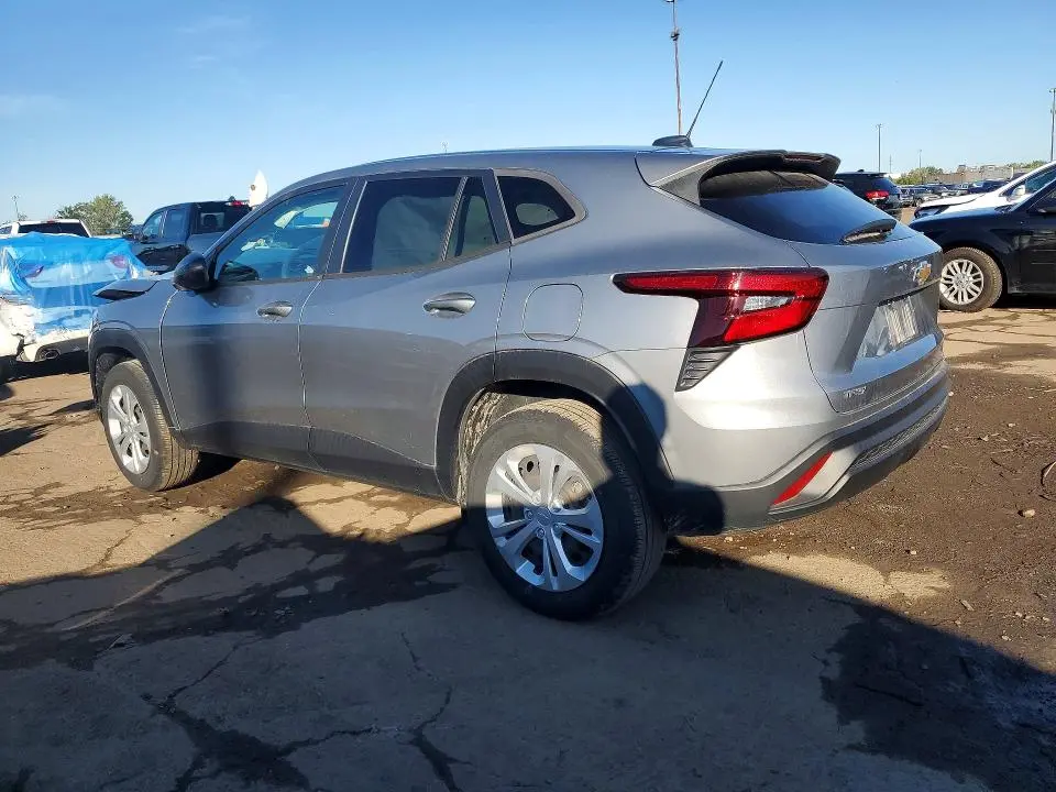 2024 CHEVROLET TRAX LS  