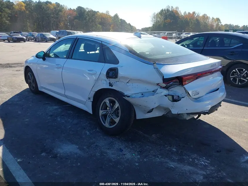 2022 KIA K5 LXS