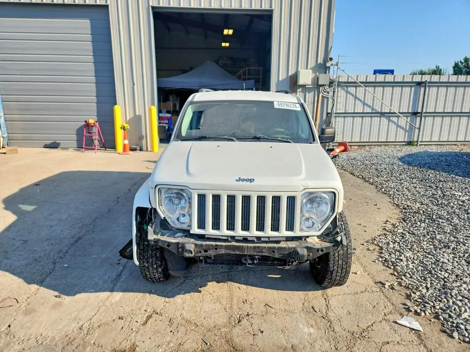 2010 JEEP LIBERTY SPORT  