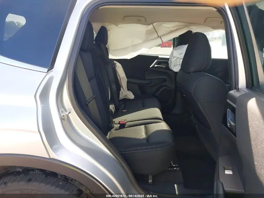 2022 MITSUBISHI OUTLANDER ES 2.5 S-AWC