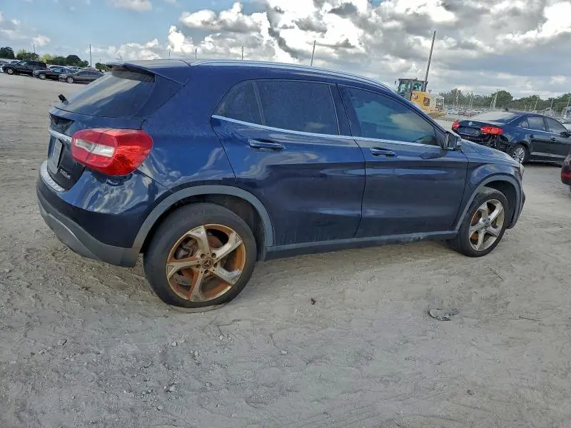 2018 MERCEDES-BENZ GLA 250  