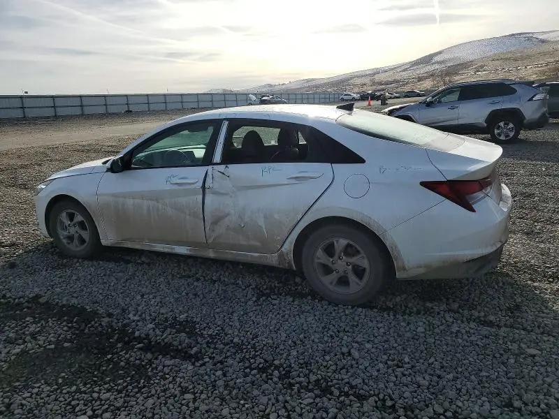 2021 HYUNDAI ELANTRA SE  