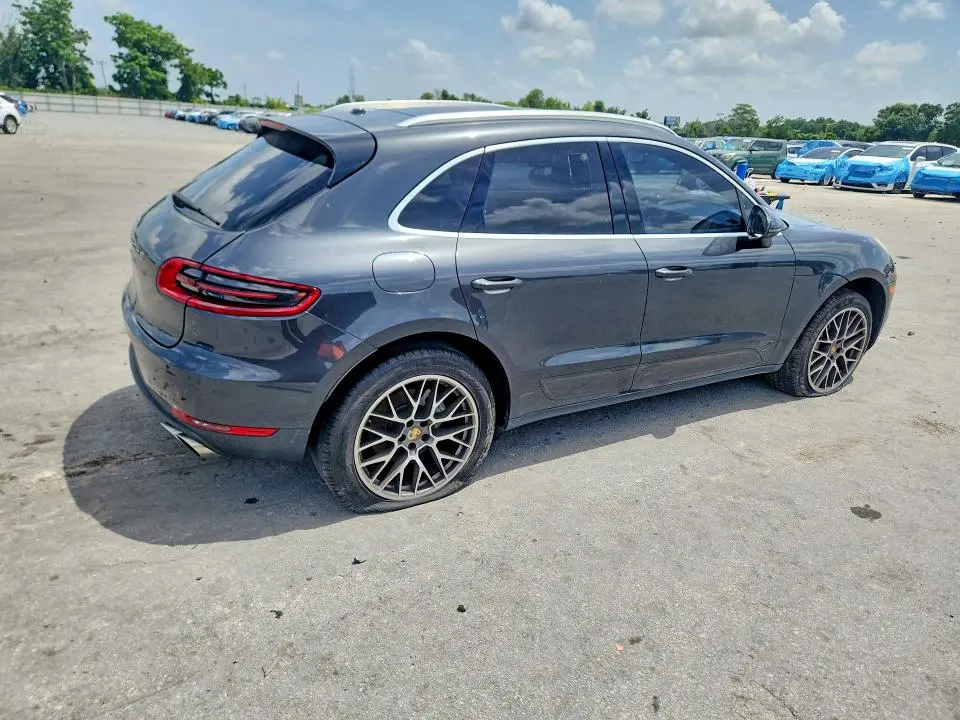 2017 PORSCHE MACAN S  