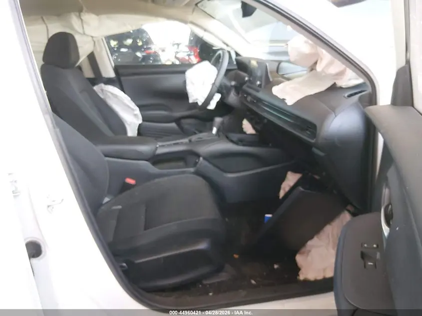 2025 HONDA HR-V 2WD LX