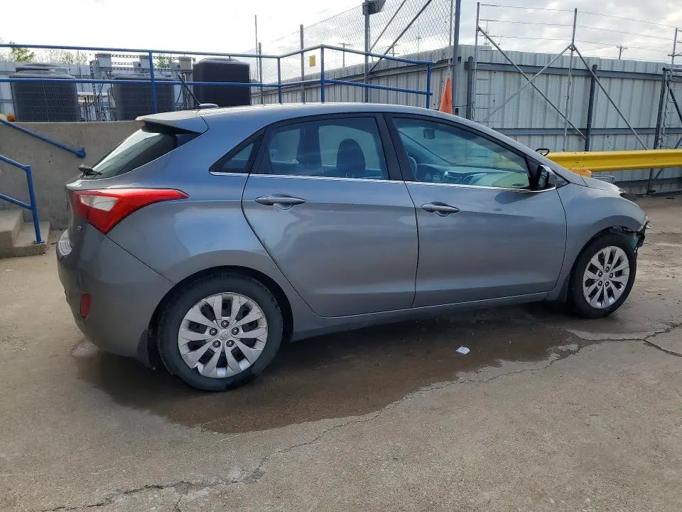 2016 HYUNDAI ELANTRA GT BASE  