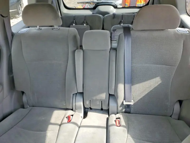 2011 TOYOTA HIGHLANDER BASE  