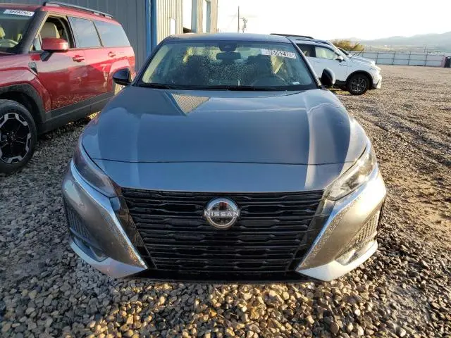 2024 NISSAN ALTIMA SV  