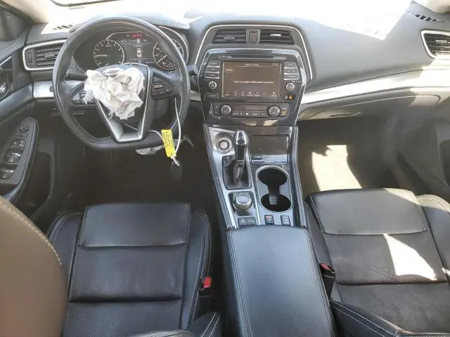 2021 NISSAN MAXIMA SV  