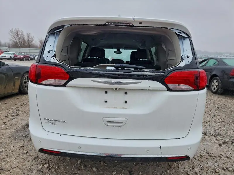 2017 CHRYSLER PACIFICA TOURING L  