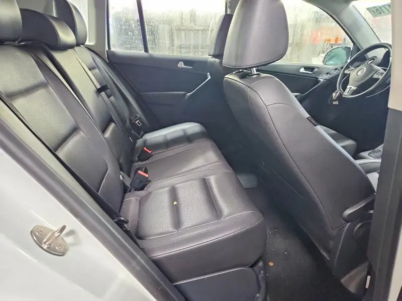2016 VOLKSWAGEN TIGUAN S  