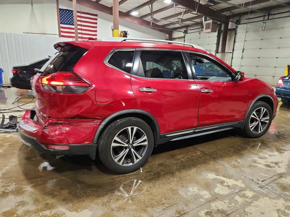 2017 NISSAN ROGUE SL  