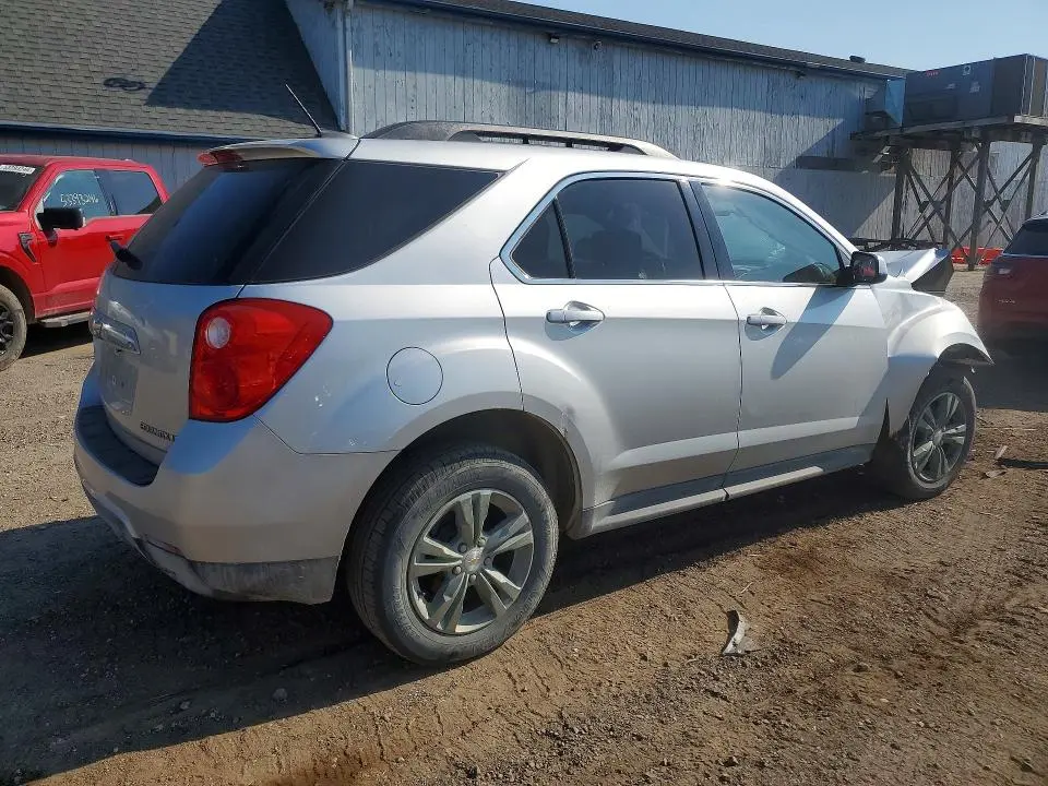 2015 CHEVROLET EQUINOX LT  