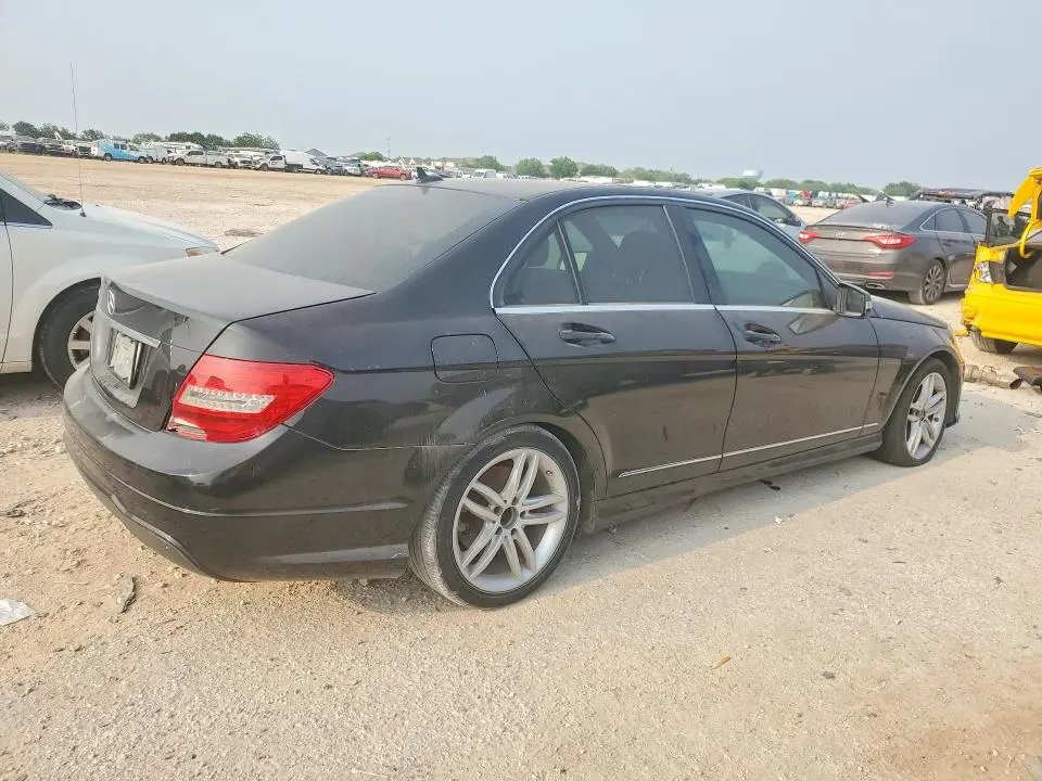 2013 MERCEDES-BENZ C 250  