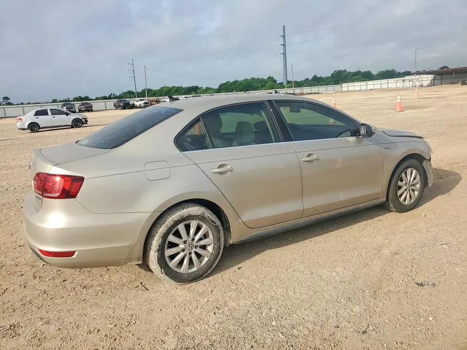 2014 VOLKSWAGEN JETTA HYBRID  