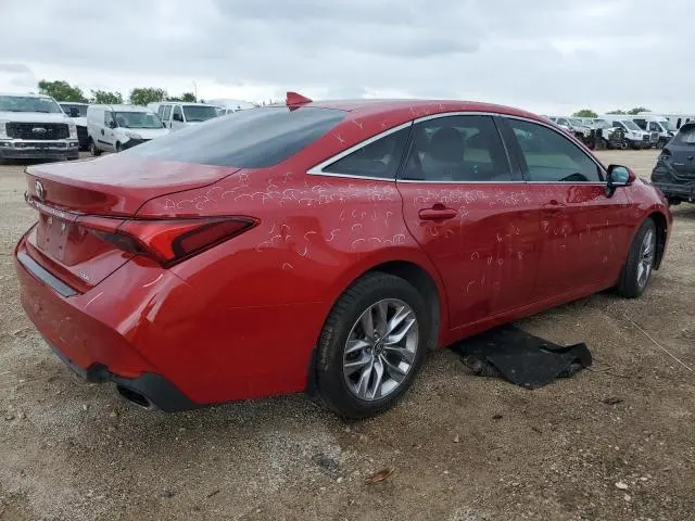 2021 TOYOTA AVALON XLE  